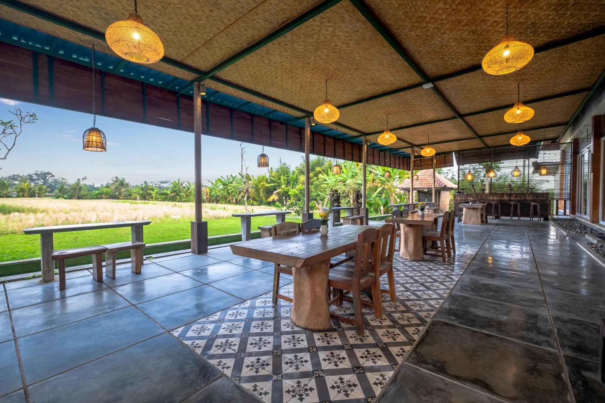 Alam Puisi Villa Ubud Eksteriør billede