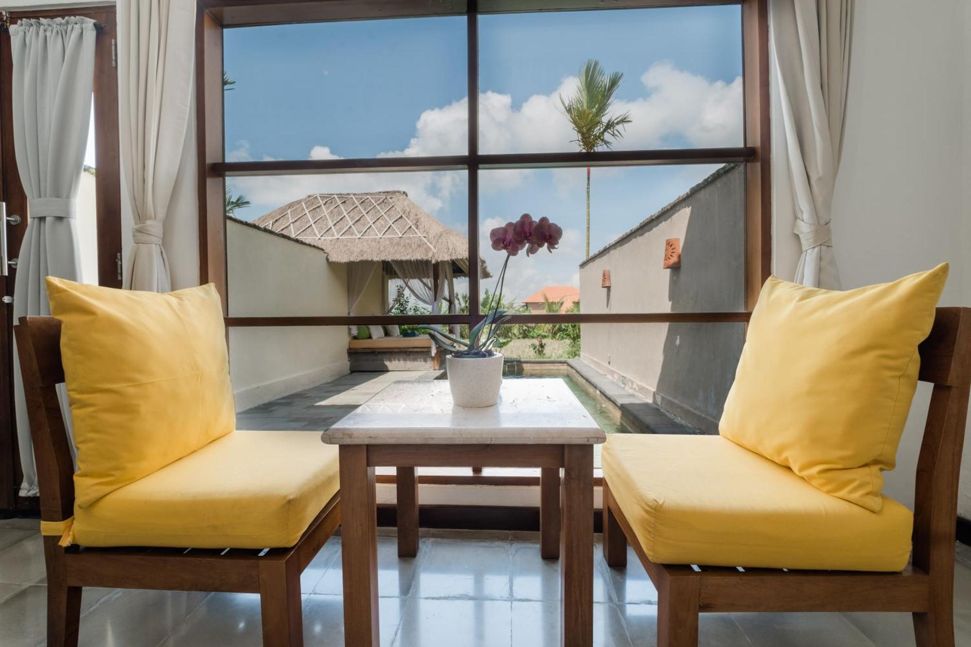 Alam Puisi Villa Ubud Eksteriør billede